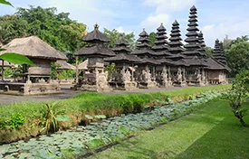 bali round trip taman ayun temple